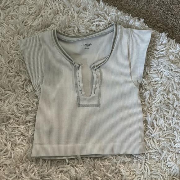 URBAN OUTFITTERS Out From Under Go For Gold Seamless Top - Picture 1 of 2